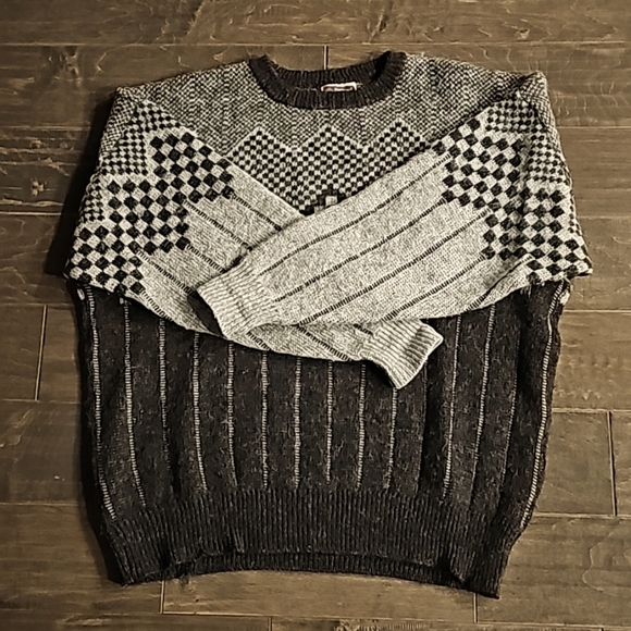 Samband of Iceland Crewneck Sweater sz xl - Picture 3 of 9